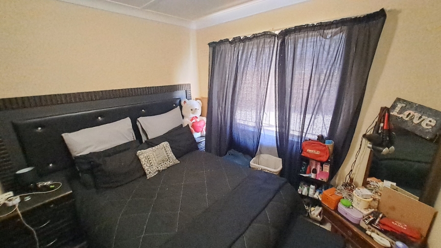 3 Bedroom Property for Sale in Uitsig Free State